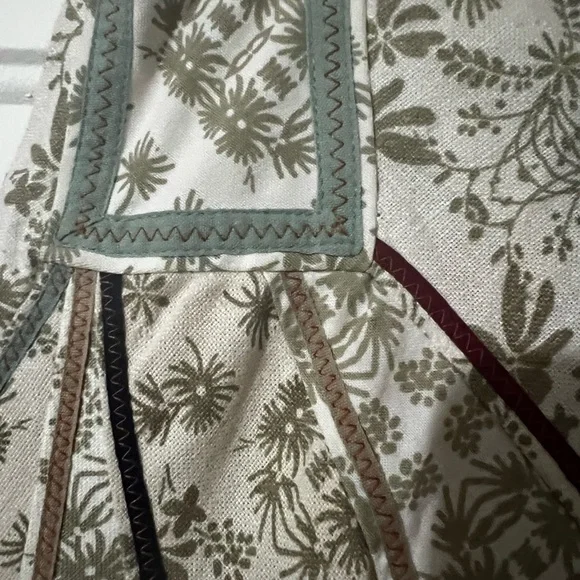 Burning Torch Anthropologie Floral Patterned Fabric - Picture 6 of 8